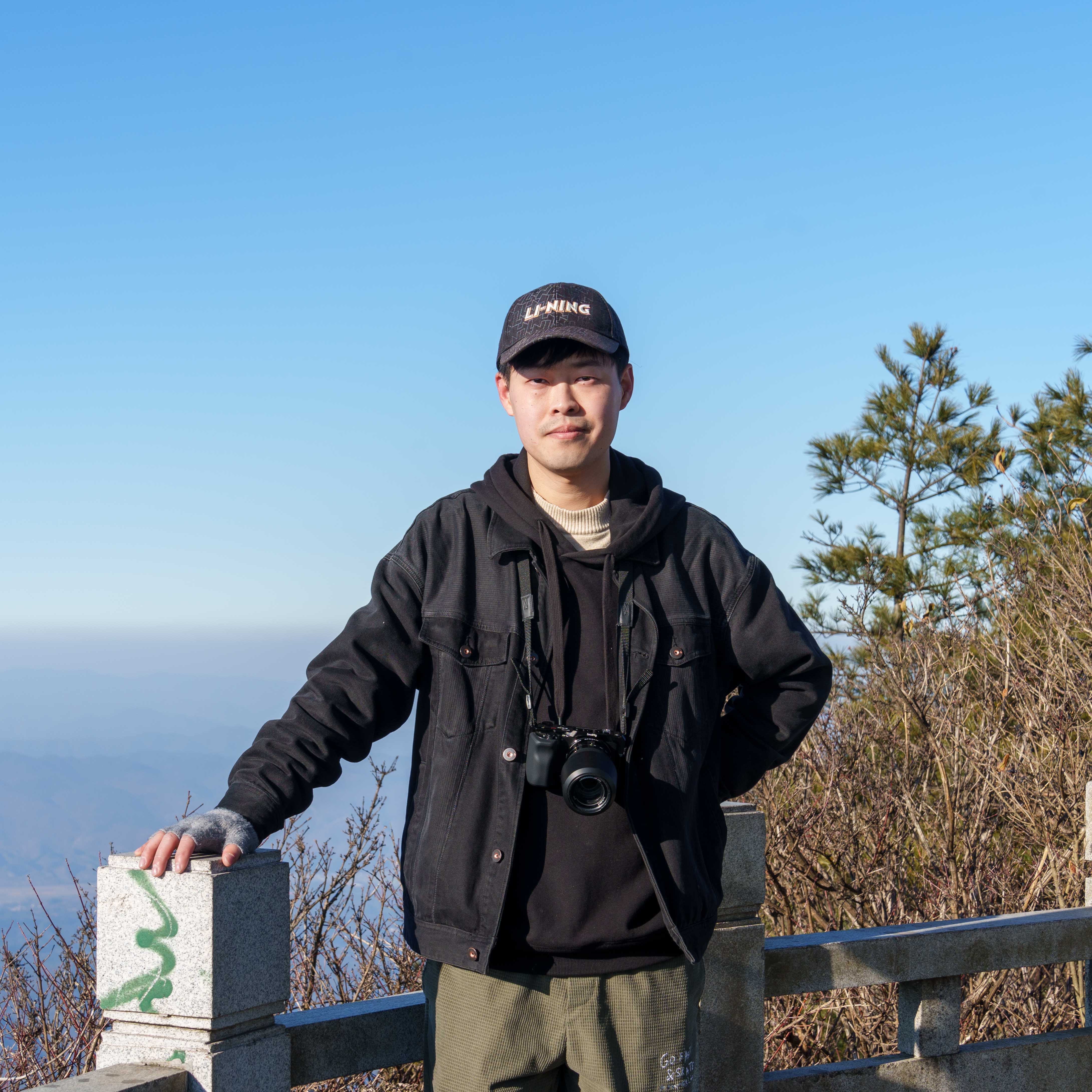 章俊.jpg